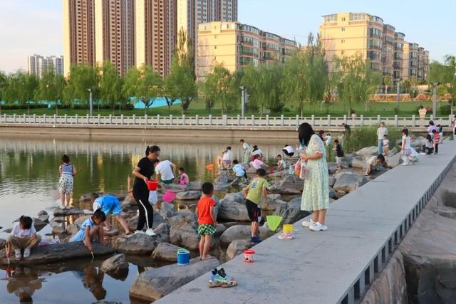 铜城避暑有“凉”方 防溺水安全“记心上”