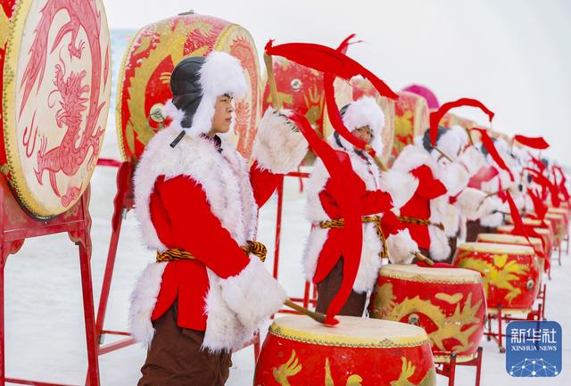 “冬踏雪·野雪克什克腾”达里湖冬捕季启幕