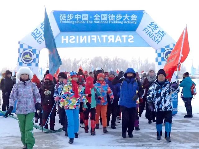 火山登高祈新岁，冰湖冬捕跃丰年！1月6日五大连池邀您共赴双福之约