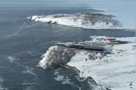 南极海冰快速消融，北极经历最暖夏天，将如何影响全球天气？图片