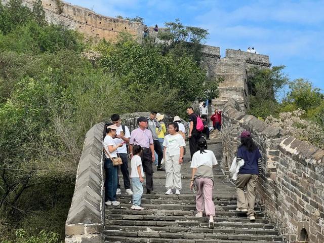 盛世华章，醉美金山岭——金山岭长城国庆中秋双节假期圆满收官！