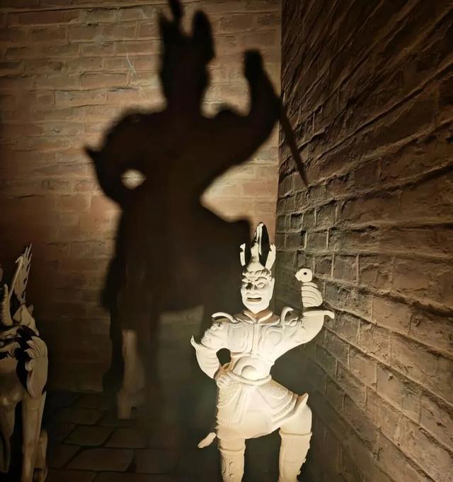 天，原来有这么多不为人知的“墓”后魅力