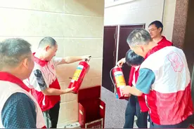 深圳光明区凤凰街道加强城中村精细化管理，让居民在“幸福里”更幸福图片