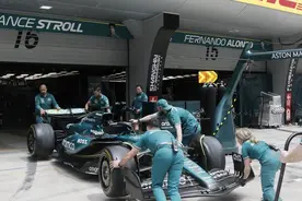 图集 | F1中国大奖赛练习赛开跑，周冠宇成宠儿图片