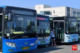 已开通“学生定制公交专线”50余条，开学在即镇江公交全力护航“上学路”图片
