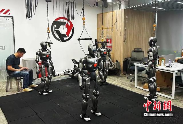 人这一辈子，一定要去一趟深圳！