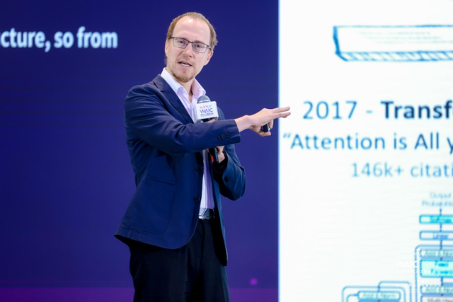数学之问 | 当 AI 与数学在上海相遇：WAIC 2025 背后的智慧革命