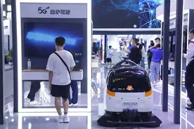 更接近真人驾驶，端到端技术会是自动驾驶的终局吗？图片