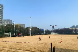 低空经济“起飞”，武汉无人机考“证”忙图片