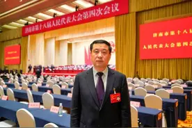 两会会客厅 | 专访济南市人大代表，济南市科技局局长黄波：促进科技创新与产业创新深度融合图片