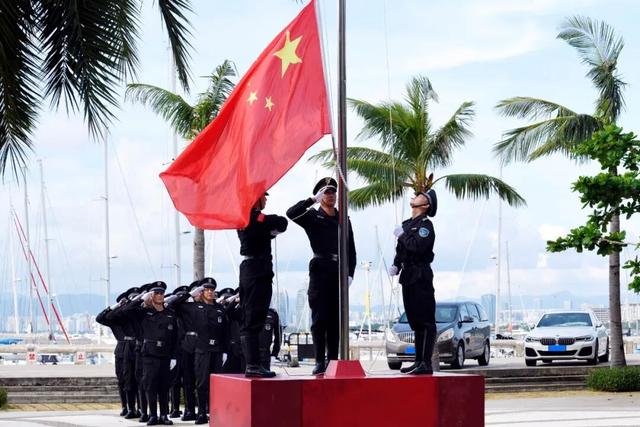 今天，在三亚“花式”表白祖国！