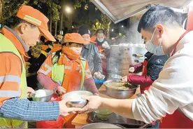 每天三小时 西安已开6年“爱心粥屋”温暖人心图片