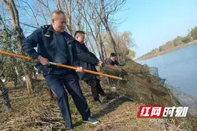南县中鱼口镇：清理河道“地笼网” 呵护运河“生命线”图片