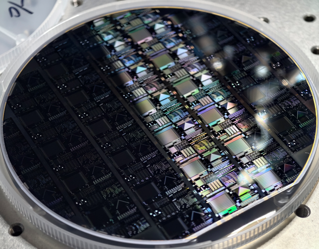 世界互联网大会最高奖首次花落量子计算，图灵量子获奖