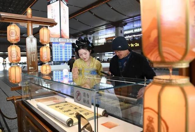 进站即“穿越”！西安站将盛唐十二坊“搬”进候车厅