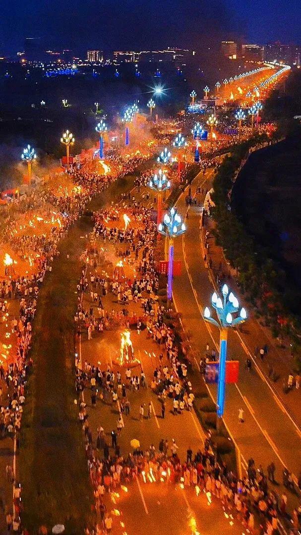 【五彩凉山•夏季清凉】人这一辈子，一定要去一次最“火”的节日！