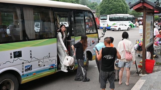 多元业态点亮假日体验——79.58万人次游开阳的背后