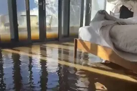 “真海景房”！大风致洱海湖水灌进客房，酒店：楼上正常营业图片