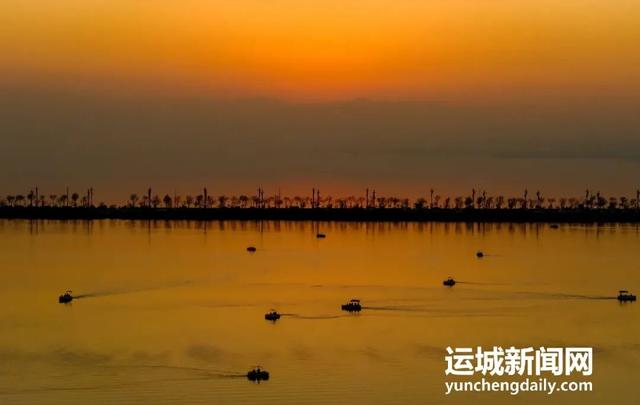 在运城盐湖，邂逅一场最温柔的夜