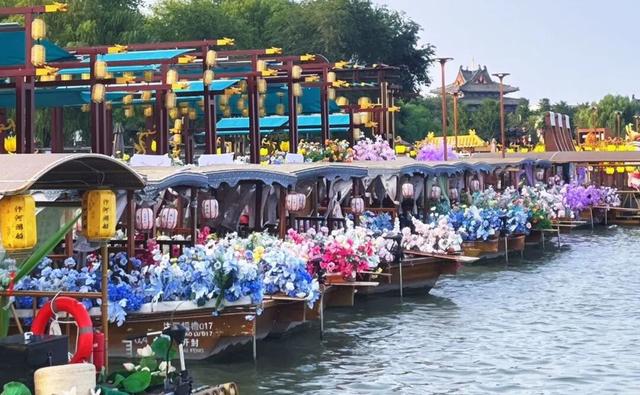 冬游开封必看！汴河游船三大航线+船型指南~