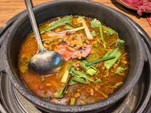 赶紧码住!“赛动黔景·徒旅贵州”2026 徒旅安顺“新春游五湖 步步纳五福”活动攻略