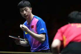 马龙横扫梁靖崑进男单决赛！林诗栋没想到能4-2赢向鹏图片