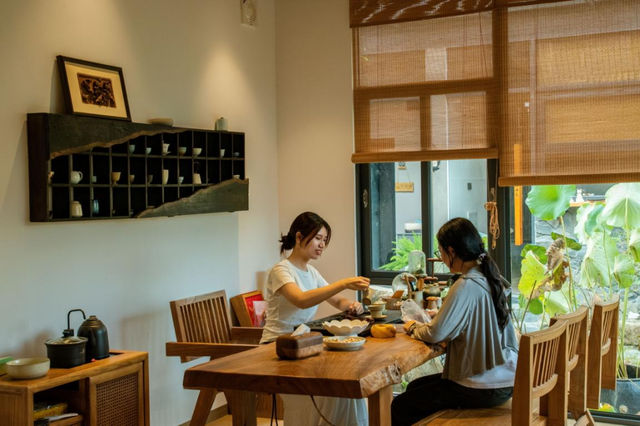 国庆度假去哪儿？欢迎到佛冈汤塘泡珍稀氡泉，品非遗美食