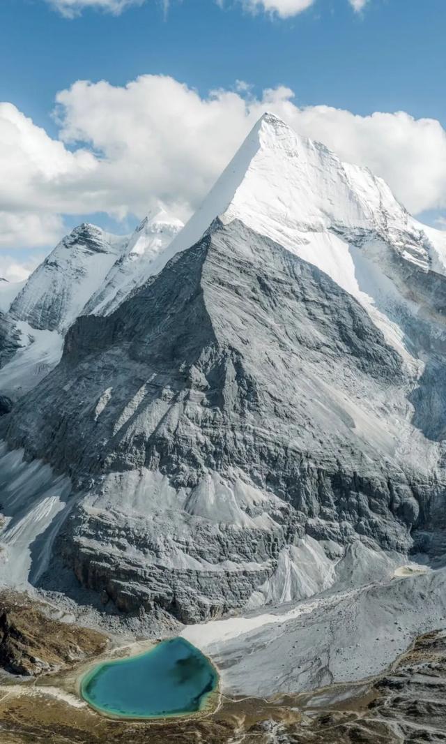 今日多地下雪！冰雪世界的川西正式上线