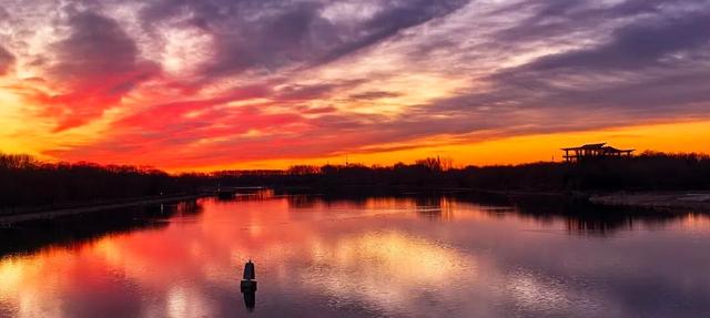 今早北京绝美朝霞，来了！