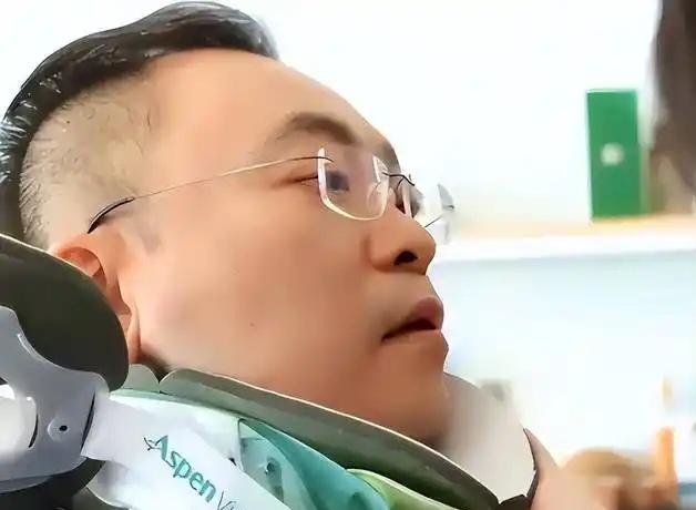 蔡磊回应失语：“不会面对绝症屈辱等死”