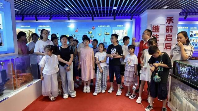 六安这场活动让孩子们读懂“爱国”与“坚守”