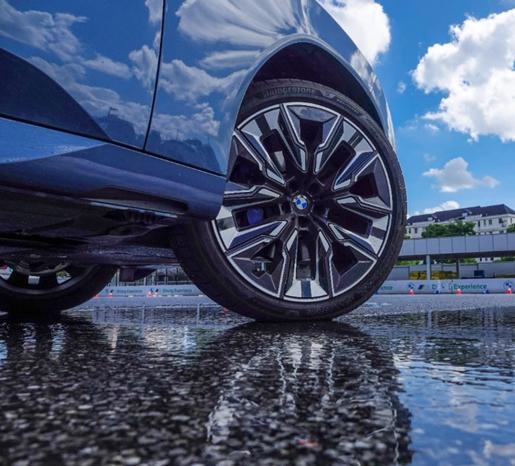 新能源汽车轮胎静音技术_自修复技术_新能源汽车