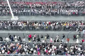“五一”假期，九华山景区共接待游客近18万人次图片