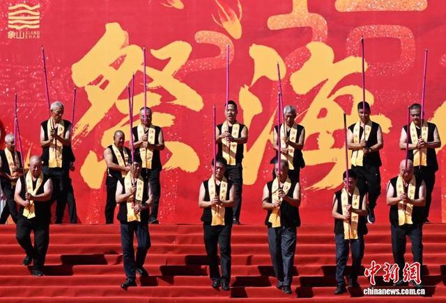浙江宁波象山开渔节祭海