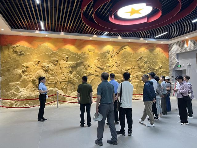 人文青岛|抗战烽火之石雷铸就铜墙铁壁——走访大泽山抗日战争纪念馆，再现峥嵘岁月