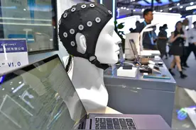 脑机接口迎重大突破 脑控“意念对话”成为现实？图片