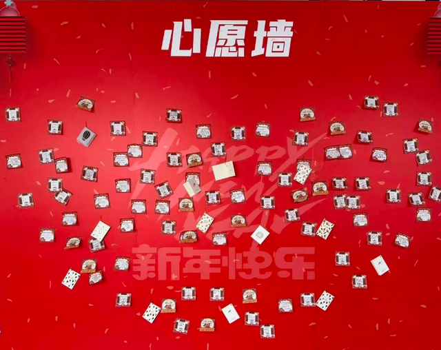 舞龙大会、民俗踩街、民俗展演、互动市集......安福县2026年喜迎新春文艺展演暨第四届民俗文化庙会预告来袭！