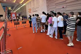 仿真娃娃好逼真！专家：仿真机器人陪伴将是一种新潮流图片