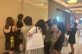 夏日新玩法！进上海大世界小剧场看一场沉浸式音乐剧图片