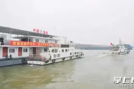 守护江豚！望城湘阴开展共管水域渔政联合巡航图片