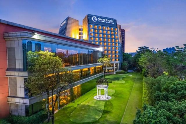 这些票根存下来，在龙华能当钱用