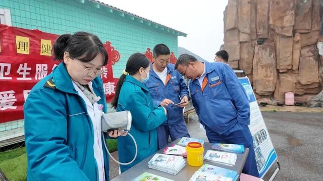 湟中区 “双节”文旅市场火爆出圈22万游客消费超6700万元