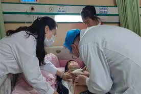 【诊疗实例】多学科协作创造生命奇迹——贵阳市妇幼保健院成功救治难治性川崎病合并大量心包积液患儿图片