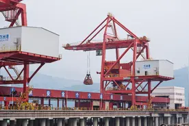 大区大县挑大梁｜看万州如何将“枢纽流量”转化为“经济增量”图片