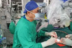 创新手术为阿尔茨海默病患者提供治疗新途径图片