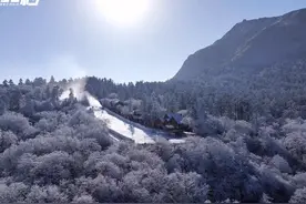 30秒｜峨眉迎瑞雪进入“琉璃世界”图片