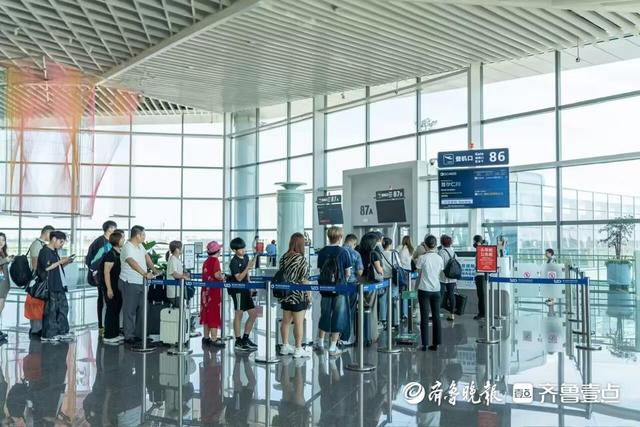 创新高！青岛机场单日旅客吞吐量突破10万人次