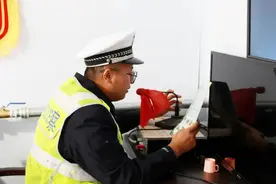 平安护航·夏季行动丨交警巧用“农村大喇叭”， 吹响交通安全“宣传号”！图片
