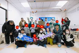 用爱的力量，点亮“星星的世界”！银基冰雪世界开展关爱自闭症儿童公益活动图片