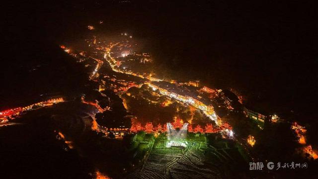 黎平肇兴：欢乐巡游闹“侗年”